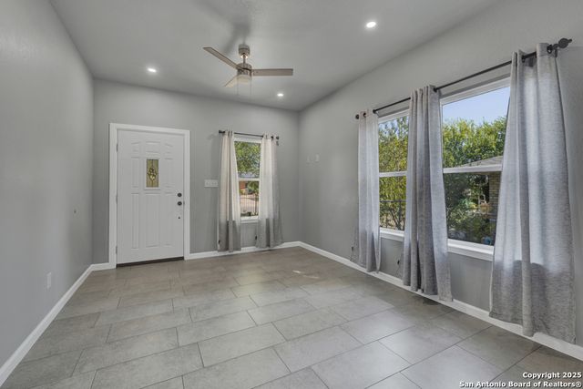 5170 Village Green, San Antonio, TX 78218