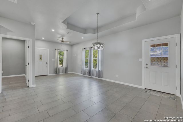 5170 Village Green, San Antonio, TX 78218