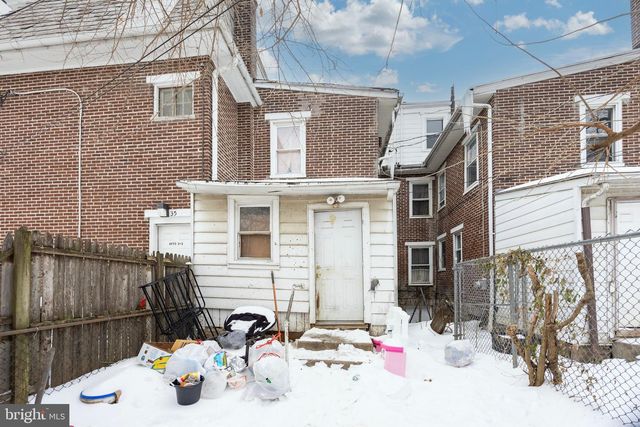 33 S 6TH AVE, Coatesville, PA 19320