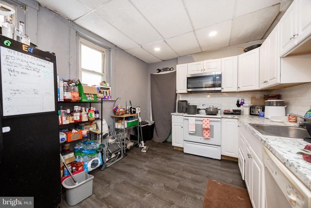 33 S 6TH AVE, Coatesville, PA 19320