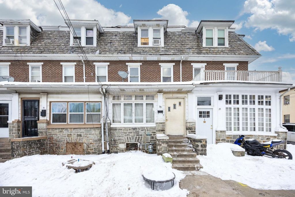 33 S 6TH AVE, Coatesville, PA 19320