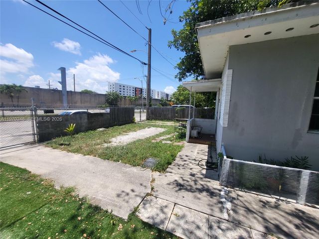 5731 NW 6th Ave, Miami, FL 33127