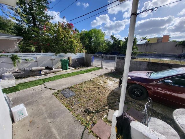 5731 NW 6th Ave, Miami, FL 33127