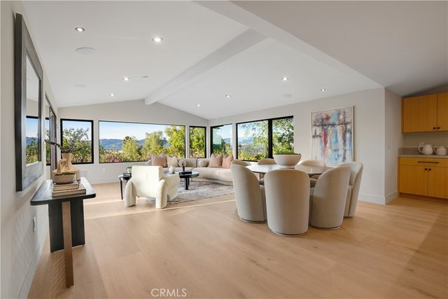 20553 Califa, Woodland Hills, CA 91367