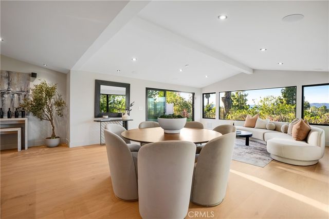 20553 Califa, Woodland Hills, CA 91367