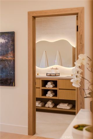 20553 Califa, Woodland Hills, CA 91367