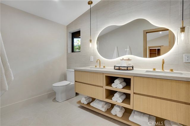 20553 Califa, Woodland Hills, CA 91367