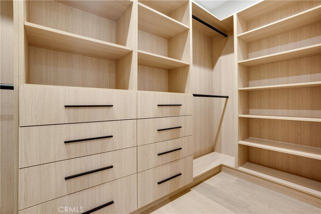 20553 Califa, Woodland Hills, CA 91367