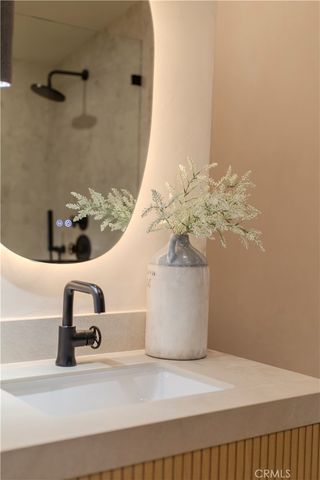 20553 Califa, Woodland Hills, CA 91367