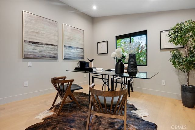 20553 Califa, Woodland Hills, CA 91367