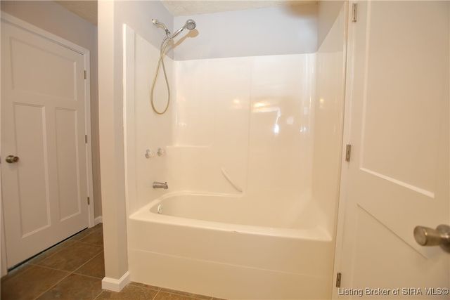 577 E Radio Tower Road, Scottsburg, IN 47170