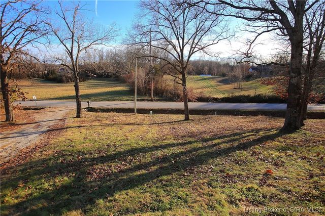 577 E Radio Tower Road, Scottsburg, IN 47170