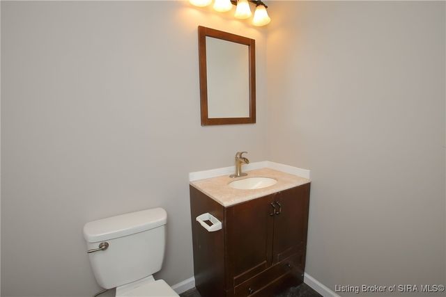 577 E Radio Tower Road, Scottsburg, IN 47170