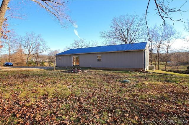577 E Radio Tower Road, Scottsburg, IN 47170