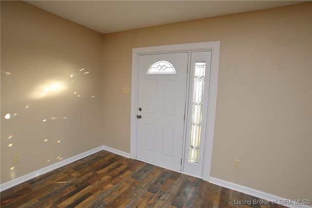 577 E Radio Tower Road, Scottsburg, IN 47170