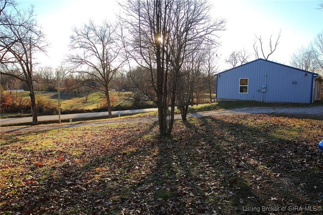 577 E Radio Tower Road, Scottsburg, IN 47170