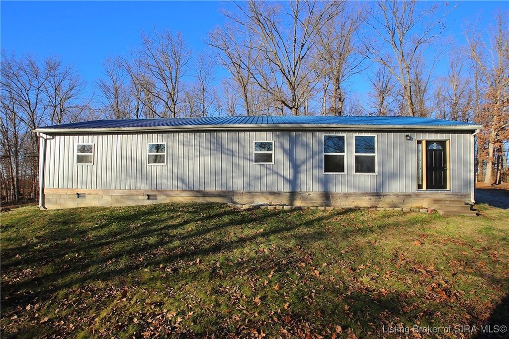 577 E Radio Tower Road, Scottsburg, IN 47170