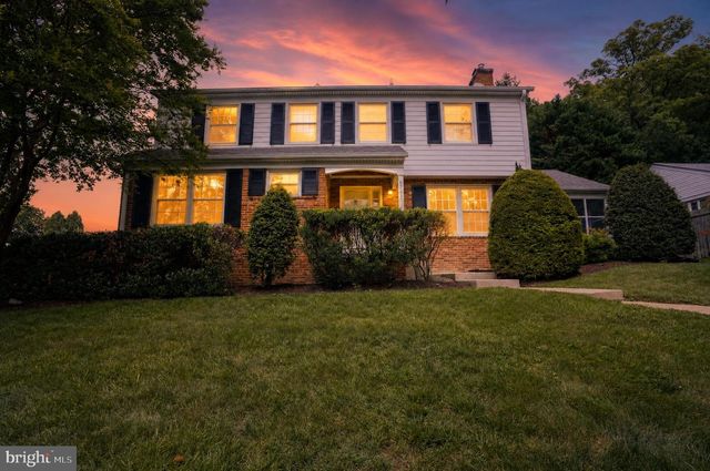 6717 PEMBERTON ST, Bethesda, MD 20817