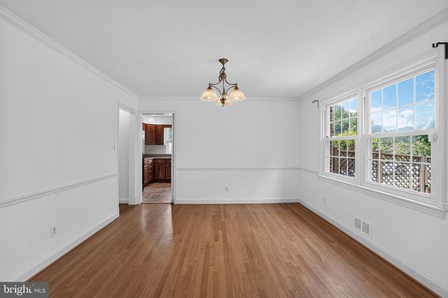 6717 PEMBERTON ST, Bethesda, MD 20817