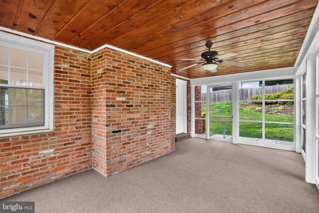 6717 PEMBERTON ST, Bethesda, MD 20817