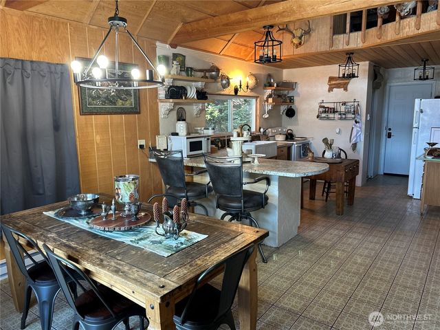 5 Moore, Riverside, WA 98840