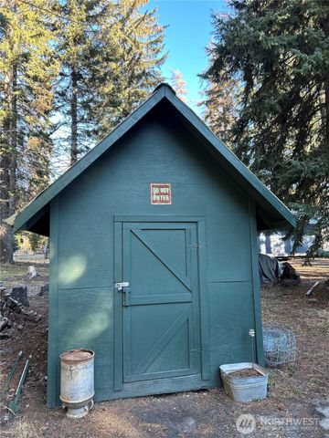 5 Moore, Riverside, WA 98840