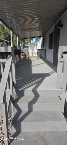 8601 N 71st Avenue 117, Glendale, AZ 85301