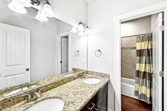 120 Waianae CT, Bastrop, TX 78602