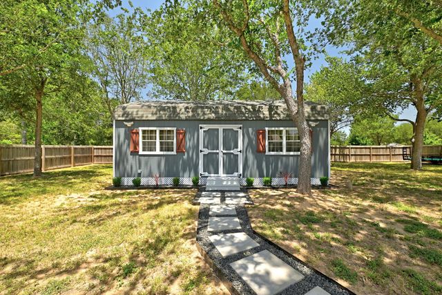 120 Waianae CT, Bastrop, TX 78602