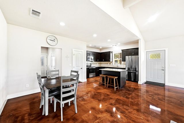 120 Waianae CT, Bastrop, TX 78602