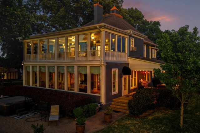 46 N Crest Road, Chattanooga, TN 37404