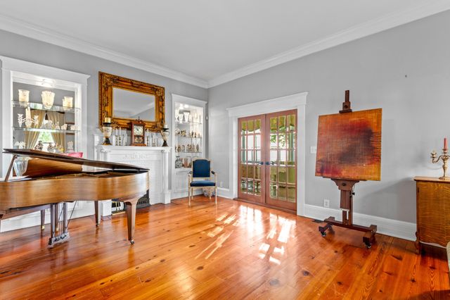 46 N Crest Road, Chattanooga, TN 37404