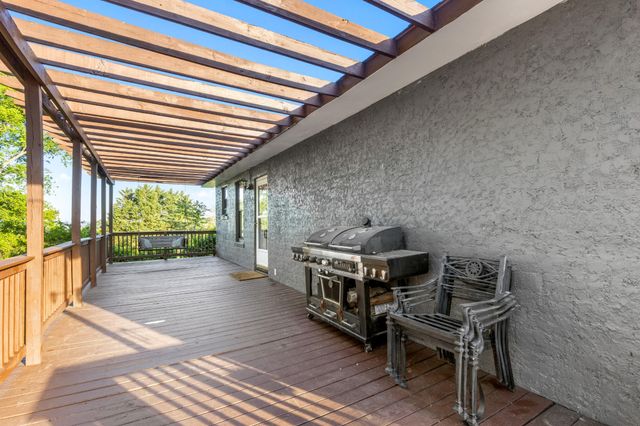 46 N Crest Road, Chattanooga, TN 37404