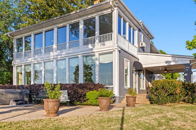 46 N Crest Road, Chattanooga, TN 37404
