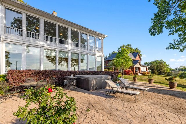 46 N Crest Road, Chattanooga, TN 37404