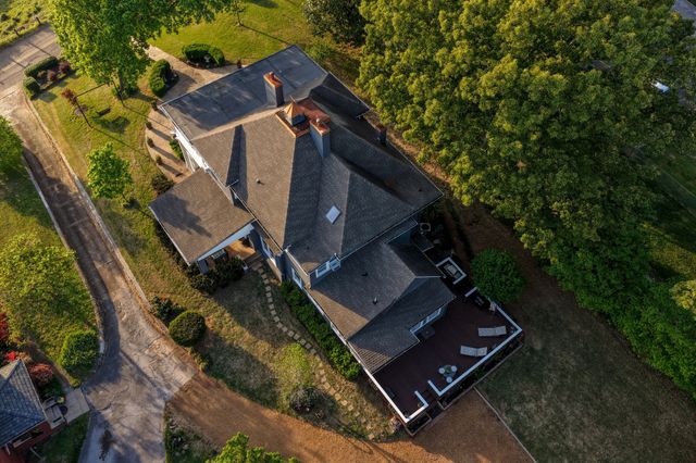46 N Crest Road, Chattanooga, TN 37404