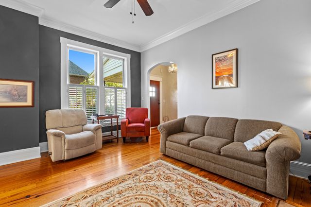 46 N Crest Road, Chattanooga, TN 37404