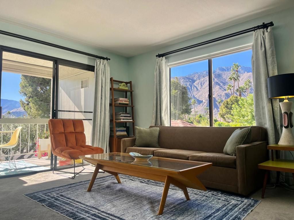 1725 N Via Miraleste 2124, Palm Springs, CA 92262