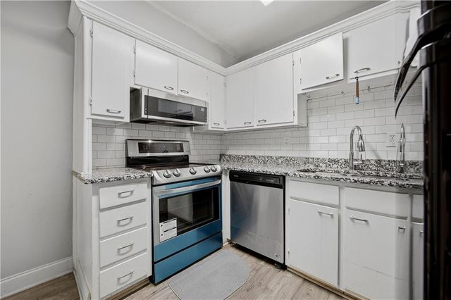 936 Six Oaks Circle A, Norcross, GA 30093