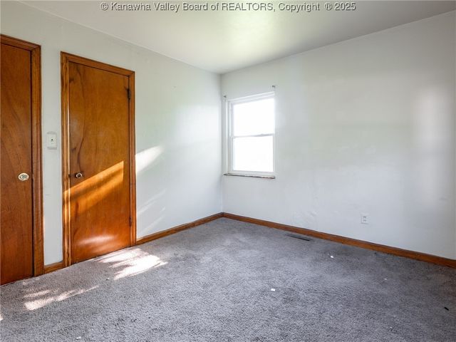 204 Winfield Road, St Albans, WV 25711