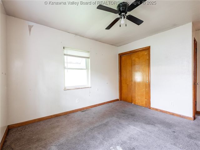 204 Winfield Road, St Albans, WV 25711