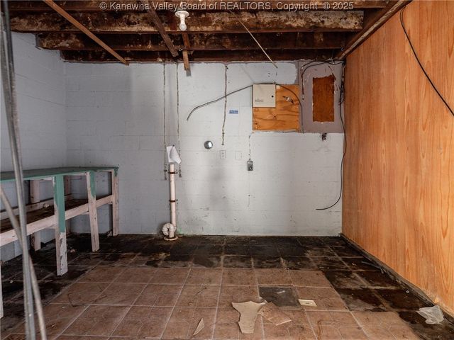 204 Winfield Road, St Albans, WV 25711