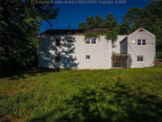 204 Winfield Road, St Albans, WV 25711