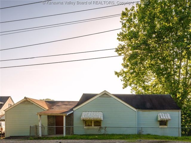 204 Winfield Road, St Albans, WV 25711