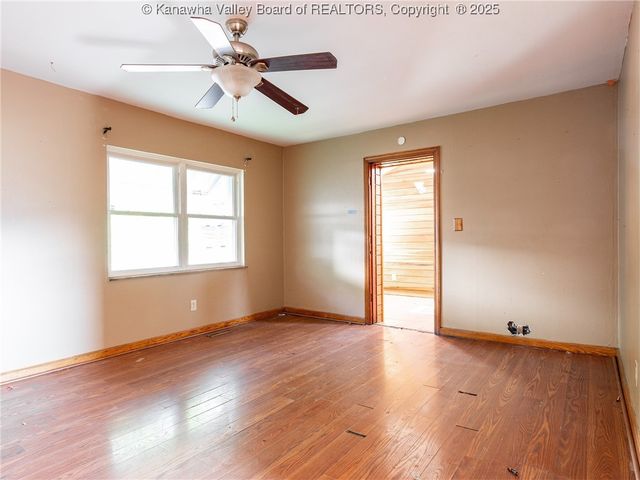 204 Winfield Road, St Albans, WV 25711