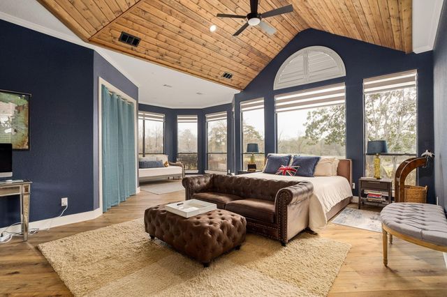 10210 Stidham Road, Conroe, TX 77302