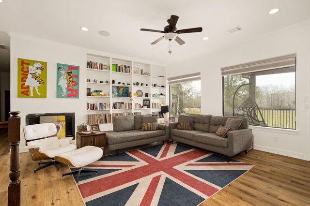 10210 Stidham Road, Conroe, TX 77302