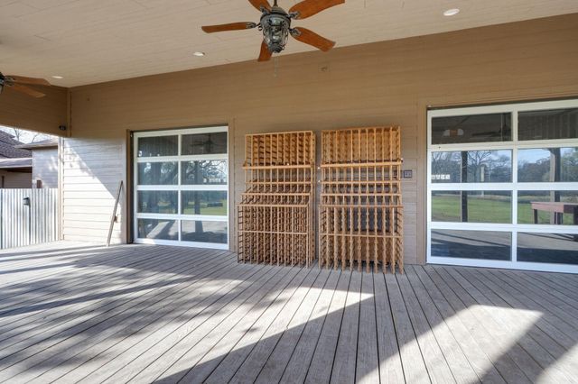 10210 Stidham Road, Conroe, TX 77302