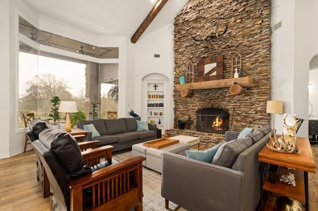 10210 Stidham Road, Conroe, TX 77302