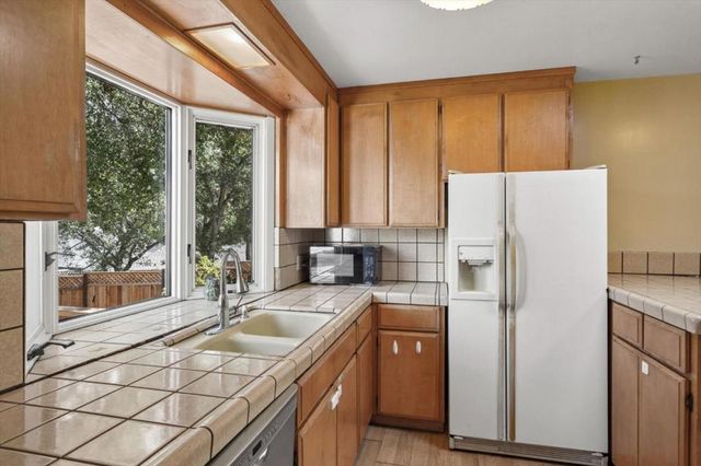 20615 LEONARD Road, Saratoga, CA 95070